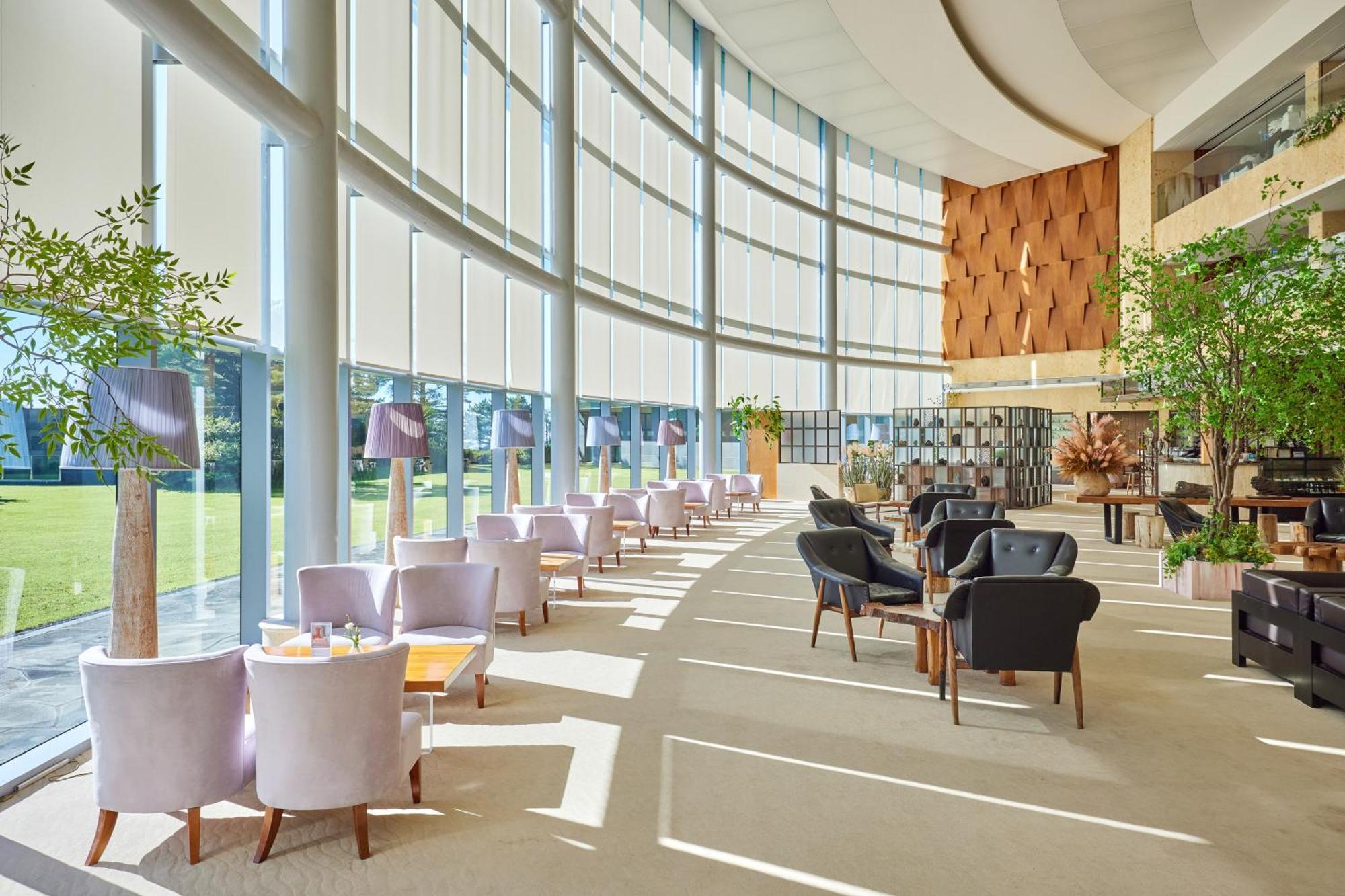 We Hotel Jeju Seogwipo Exterior photo
