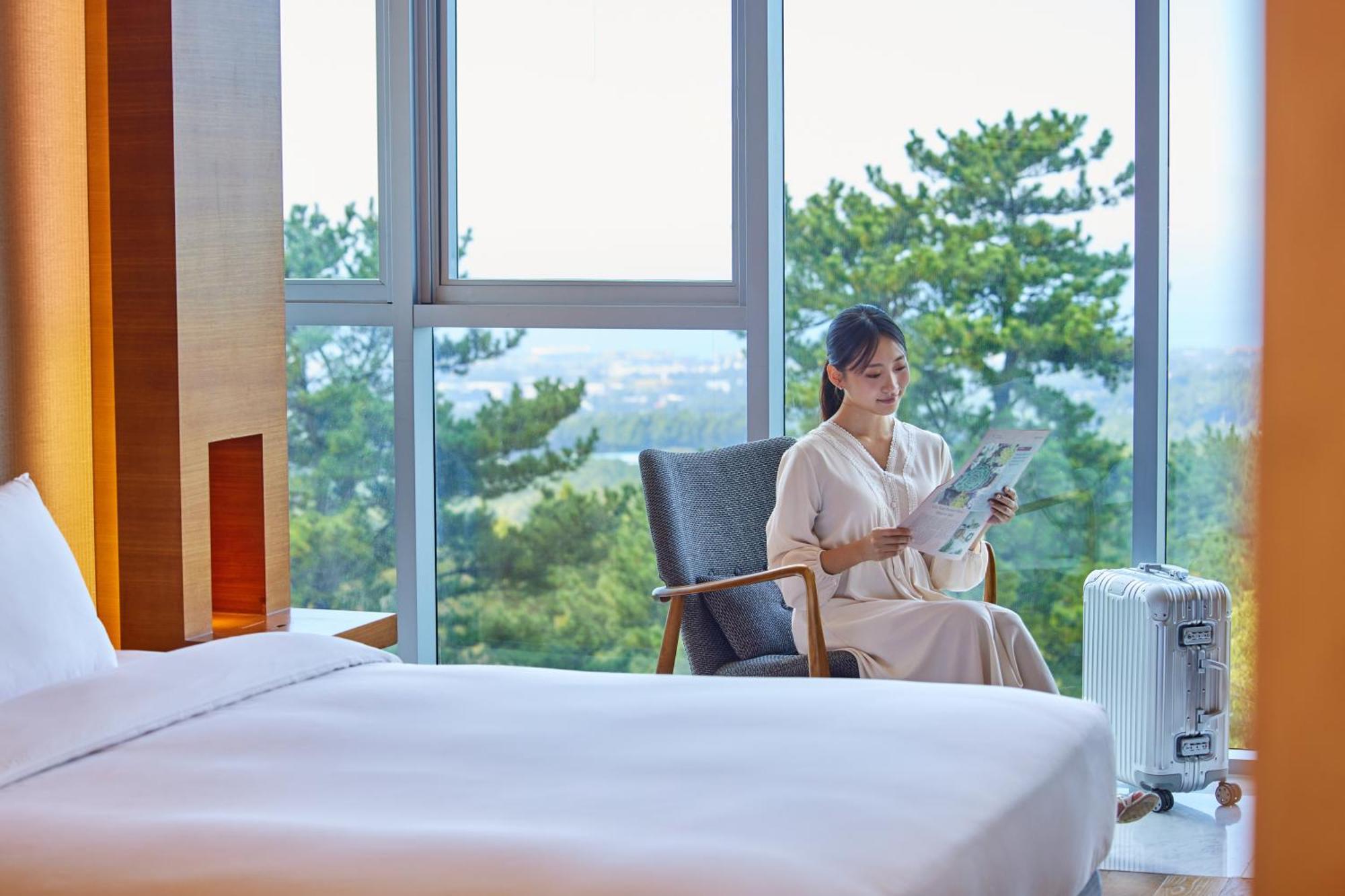 We Hotel Jeju Seogwipo Exterior photo