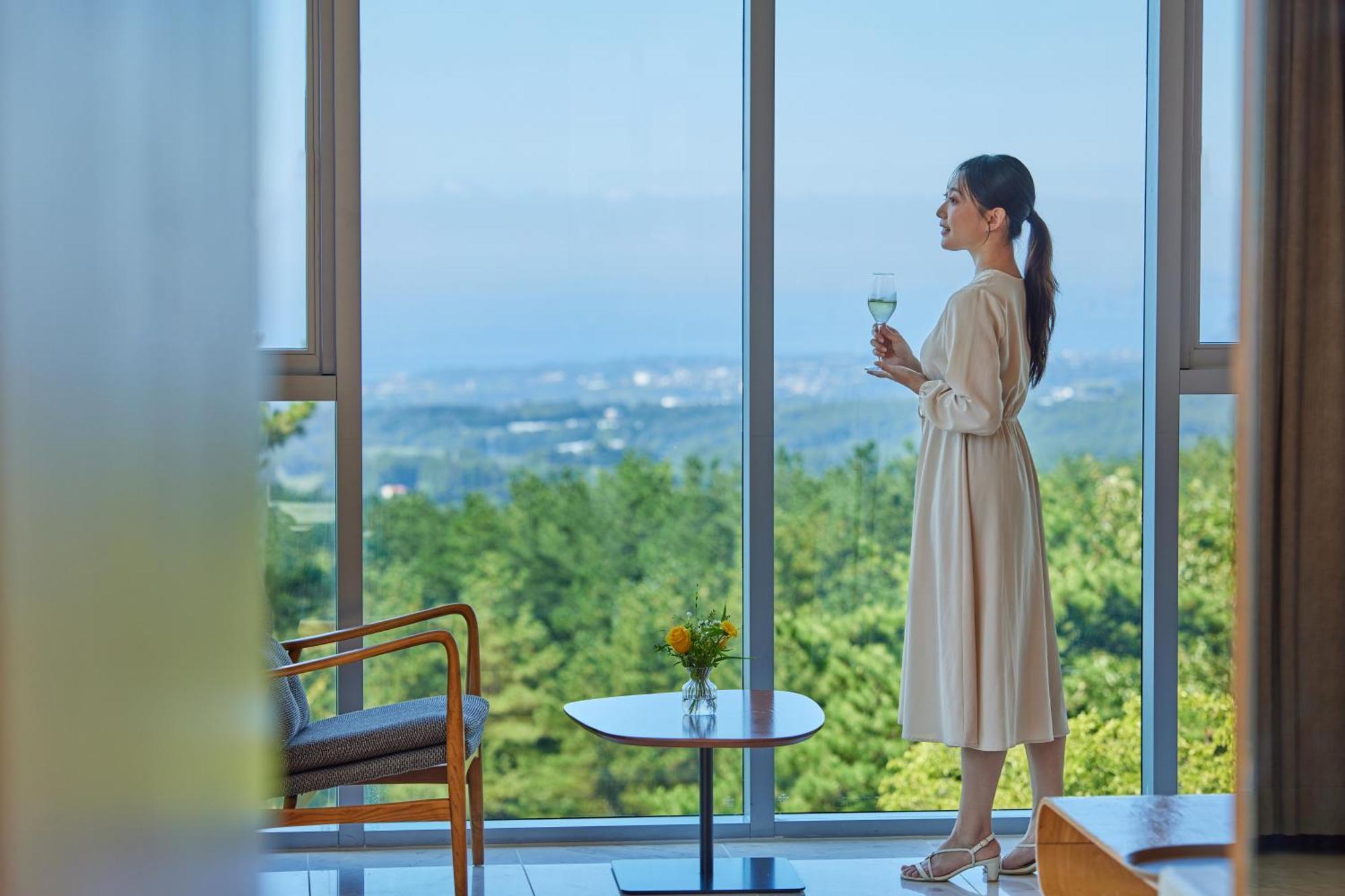 We Hotel Jeju Seogwipo Exterior photo